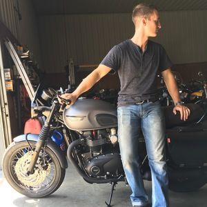 Meet your Posher, Cain